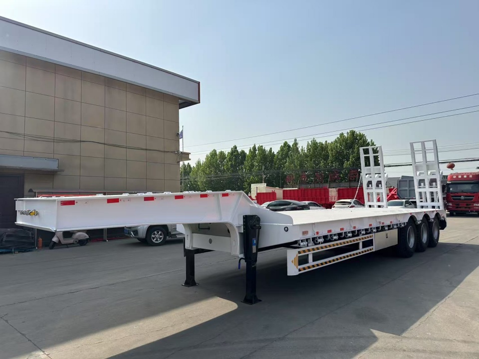Derun Vehicle با موفقیت 5 تریلر نیمه پایین را به سنگال تحویل می دهد