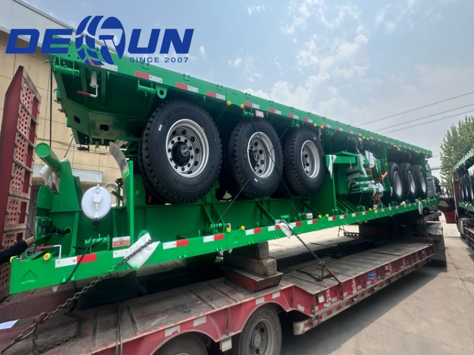Derun 4 واحد Tri-Axle Cargo Dropside Semi Trailer به الجزایر ارسال شده است