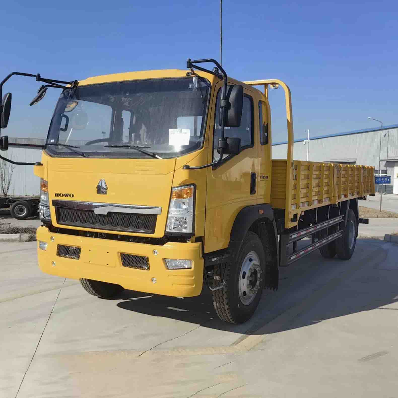 کامیون باری سبک Sinotruk Howo 4x2